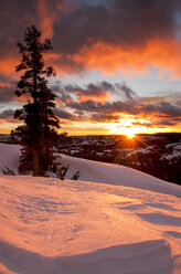 Winter sunset on Sierra crest - AURF01722