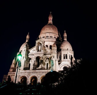 France, Paris, Montmartre, Sacre Coeur by night - DASF00076