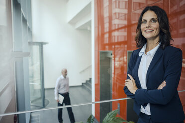 Portrait of a successful businesswoman, with arms crossed - KNSF04463