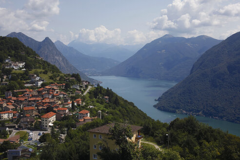 Schweiz, Lugano, Blick auf das Dorf Bre - JTF01050