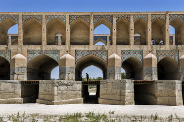 Iran, Isfahan Province, Isfahan, Si-o-se Pol Bridge - FPF00206