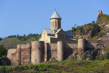 Georgien, Tiflis, Nikolaikirche und Festung Narikala - WWF04270