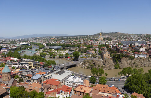 Georgien, Tiflis, Stadtansicht mit Kura-Fluss - WWF04287