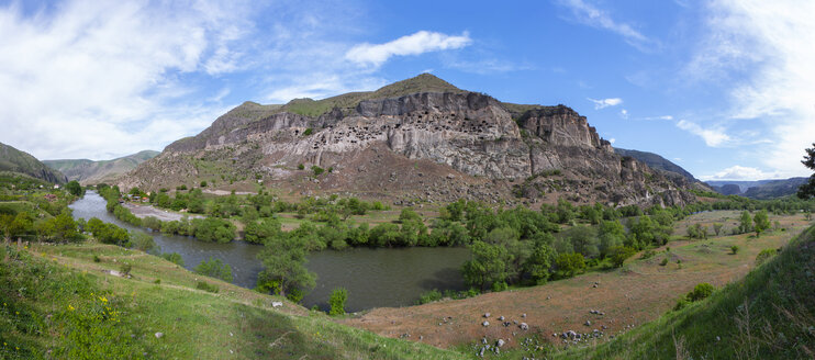 Georgia, Samtskhe-Javakheti, Cave city Vardzia - WWF04384