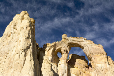 Grosvenor Arch im Grand Staircase Escalante National Monument, Tropic, Utah. - AURF03163