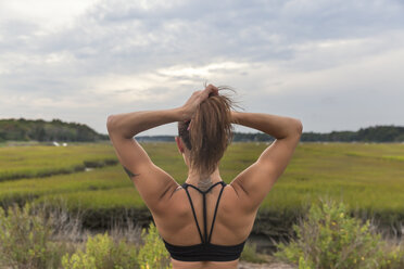 Woman with ponytail - AURF03334