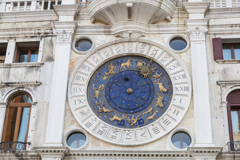 Italien, Venedig, astronomische Uhr auf dem Torre dell'Orologio, lizenzfreies Stockfoto