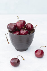 Bowl of cherries - JUNF01221