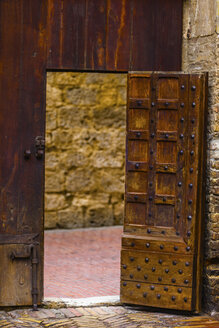 Wooden door, Lucca, Tuscany, Italy - AURF03885