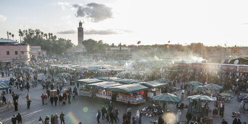 Djemaa El Fna-Platz, Marrakesch, Marokko - AURF04000