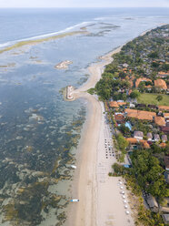Indonesien, Bali, Luftaufnahme des Strandes von Sanur - KNTF01271