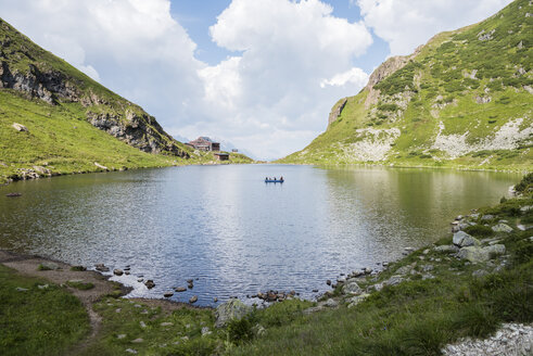 Österreich, Tirol, Fieberbrunn, Wildseeloder mit Wildsee - PSIF00061