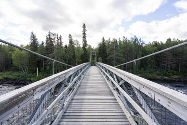 Finland, Vikakongas, Suspension bridge - KKAF01694