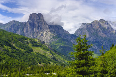 Albania, Kukes County, Valbona National Park, Maja e Thate - SIEF08018