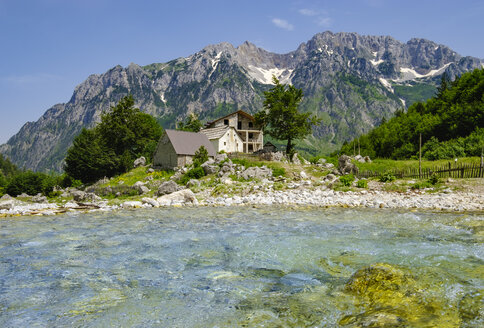 Albanien, Kreis Kukes, Albanische Alpen, Valbona-Nationalpark, Fluss Kukaj, Siedlung Kukaj - SIEF08022