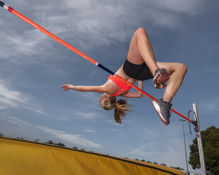 Female high jumper - STSF01744