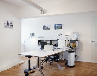 Interior of a modern office - RHF02106