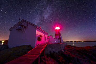 Milchstraße über Head Harbor Lighthouse - AURF04760
