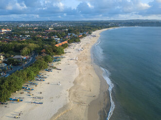 Indonesien, Bali, Luftaufnahme von Jimbaran Beach - KNTF01458