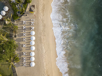 Indonesien, Bali, Nusa Dua, Luftaufnahme des Nikko-Strandes - KNTF01476