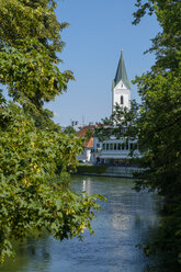 Germany, Bavaria, Fuerstenfeldbruck, St Leonard's Church, Amber river - LBF02041