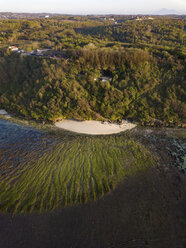 Indonesien, Bali, Luftaufnahme von Green Bowl Strand - KNTF01579