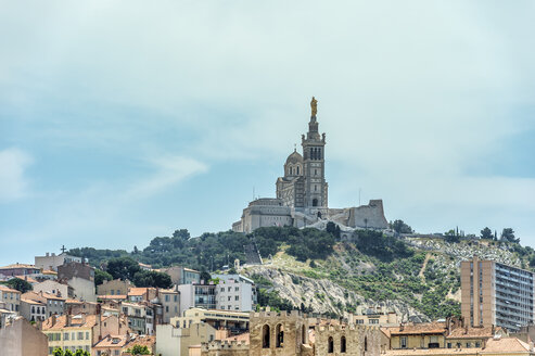 Frankreich, Provence-Alpes-Côte d'Azur, Marseille, Basilika Notre-Dame de la Garde - FRF00746