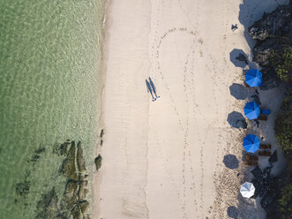 Indonesien, Bali, Luftaufnahme von Melasti Beach - KNTF01635