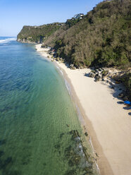 Indonesien, Bali, Luftaufnahme von Melasti Beach - KNTF01641