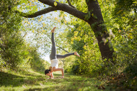 Yoga im Freien in Rhode Island, lizenzfreies Stockfoto