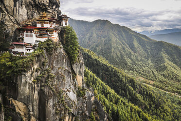 Paro Taktsang, das Tigernest-Kloster in Bhutan - AURF05370