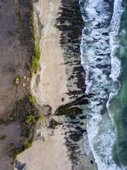 Indonesien, Bali, Luftaufnahme des Dreamland Strandes von oben - KNTF01746