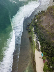 Indonesien, Bali, Padang, Luftaufnahme von Thomas Beach - KNTF01781