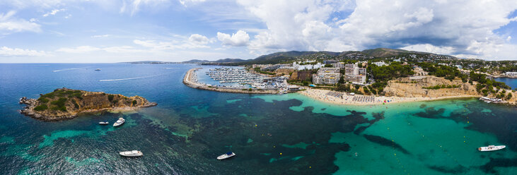 Spain, Balearic Islands, Mallorca, Aerial view of Portals Nous, Harbour Puerto Portals, beach Platja de S'Oratori and Illa d'en Sales - AMF05936