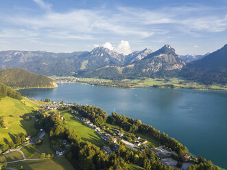 Austria, Salzkammergut, Sankt Wolfgang, Aerial view of Lake Wolfgangsee - JUNF01278