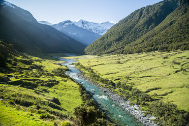 Das Matukituki-Tal im Mount Aspiring National Park, Neuseeland - AURF05638