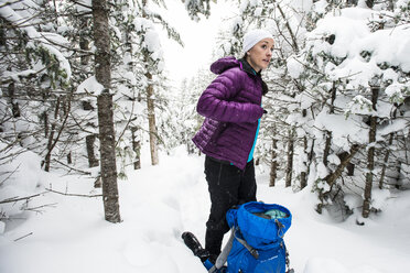 Winter hiking in teh White Mountains of New Hampshire - AURF05718