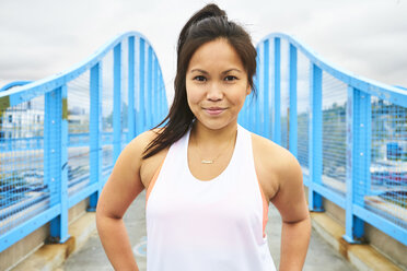Porträt einer asiatischen Sportlerin, Boston, Massachusetts, USA - AURF07229
