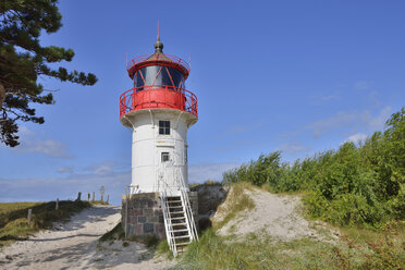 Deutschland, Hiddensee, Leuchtturm Gellen - RUEF01978