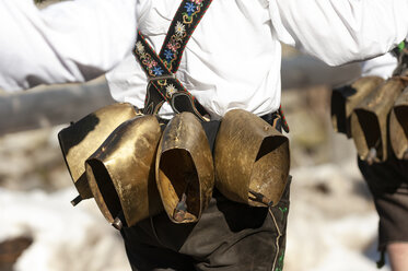 Germany, Bavaria, Mittenwald, traditional carnival procession, bell stirrer, bells - LHF00596