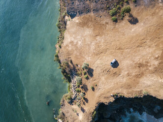 Indonesien, Bali, Luftaufnahme von Balangan Strand, Aussichtspunkt - KNTF02049