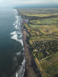 Indonesien, Bali, Luftaufnahme von Yeh Gangga Strand - KNTF02062