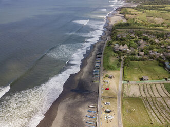 Indonesien, Bali, Luftaufnahme von Yeh Gangga Strand - KNTF02076