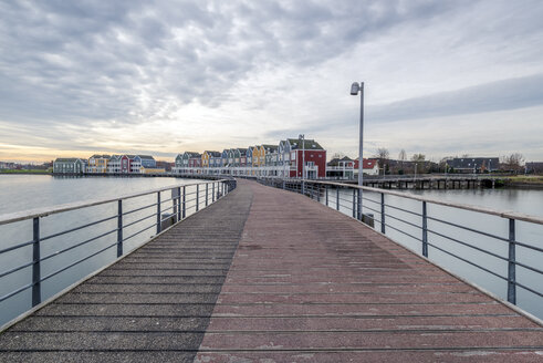 Netherlands, Holland, Rotterdam, Houten in the evening - RPSF00255