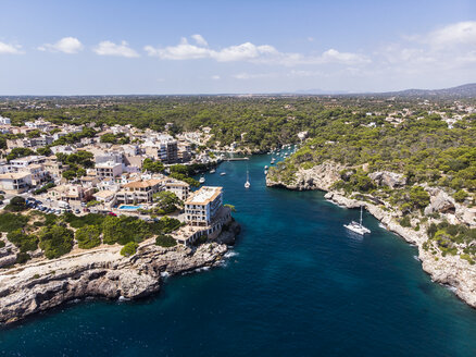 Spain, Balearic Islands, Mallorca, Aerial view of bay Cala Figuera and Calo d'en Busques - AMF06013