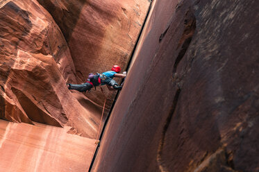 Trad-Klettern, Indian Creek, Moab, Utah, USA - ISF19979