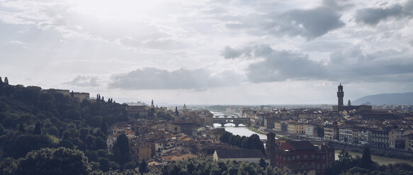 Cityscape view of Florence, Tuscany, Italy - FSIF03399