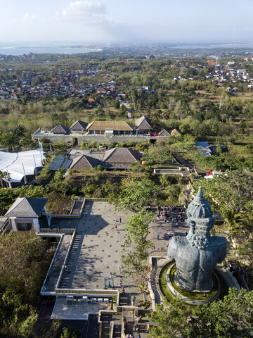 Indonesien, Bali, Luftaufnahme des GWK-Parks, Garuda-Statue, lizenzfreies Stockfoto