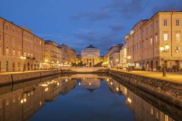 Italy, Friuli-Venezia Giulia, Trieste, Old town, Canal Grande at blue hour - HAMF00478