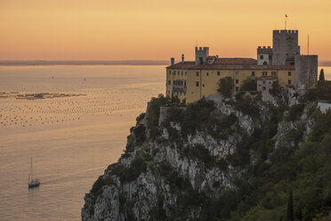 Italien, Friaul-Julisch-Venetien, Triest, Castel Duino - HAMF00488